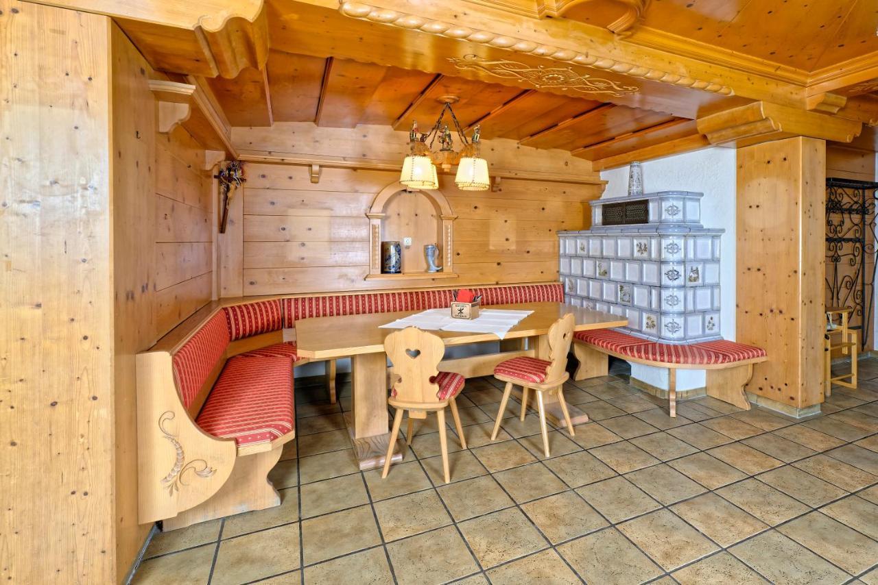 Gaestehaus Unt' Am See แบร์เนา อัม คีมเซ ภายนอก รูปภาพ